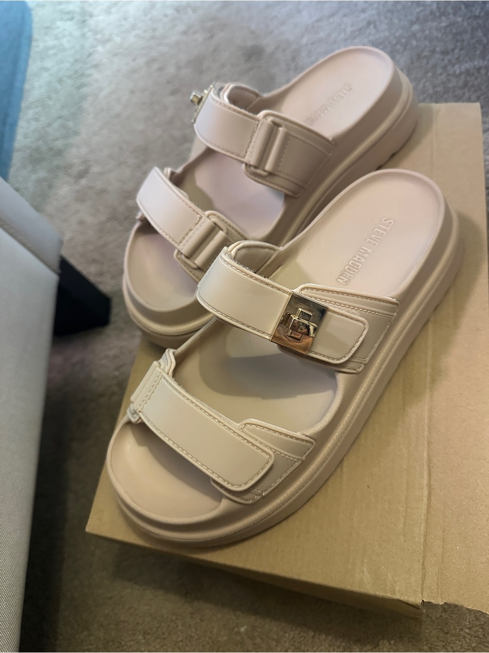 Steve Madden - Size 8 Creamy Blush Double Strap Buckle Slides